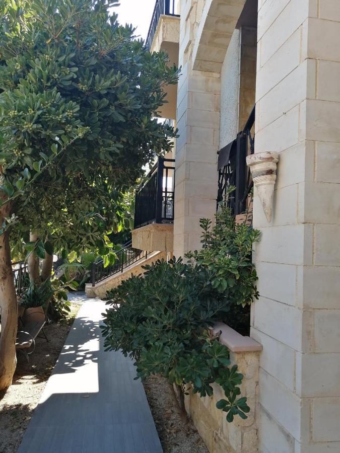 Iliana Apartments Джорджополис Екстериор снимка