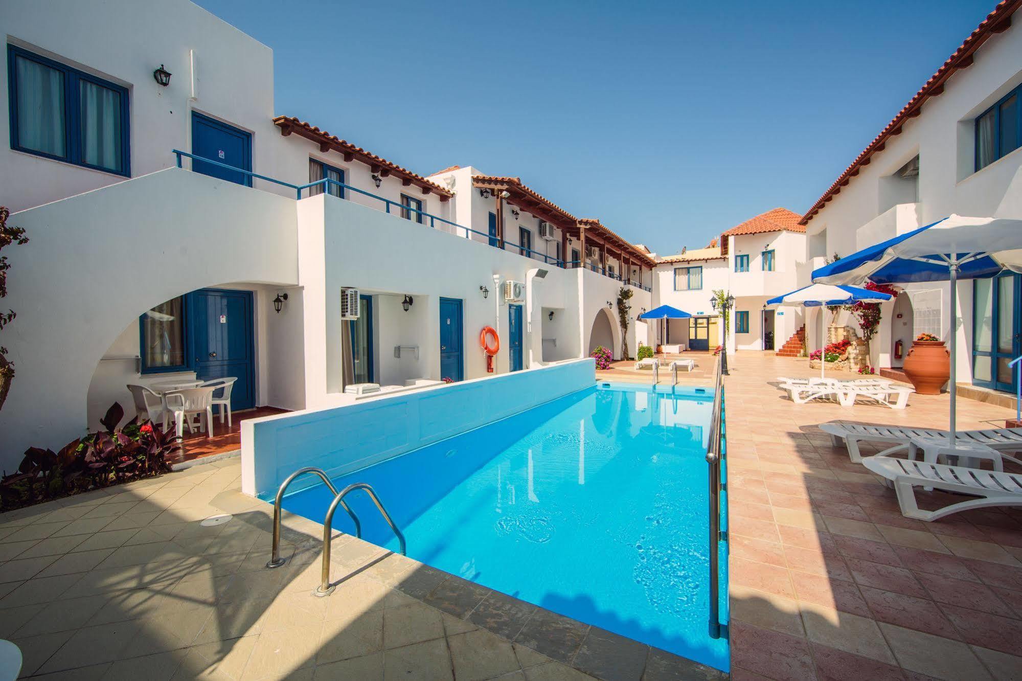 Iliana Apartments Джорджополис Екстериор снимка